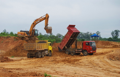 云南工程機械租賃與大件物流一體化服務(wù) 操作證、租賃與安裝全攻略